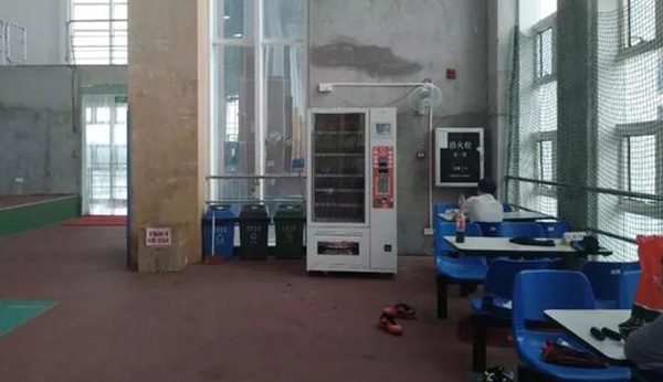 投放自動(dòng)售賣機(jī)對酒店方有什么好處